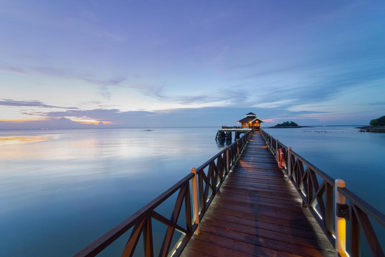Nirwana Resort Hotel Lagoi Bagian luar foto